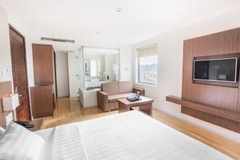 King Town Hotel & Wedding Center